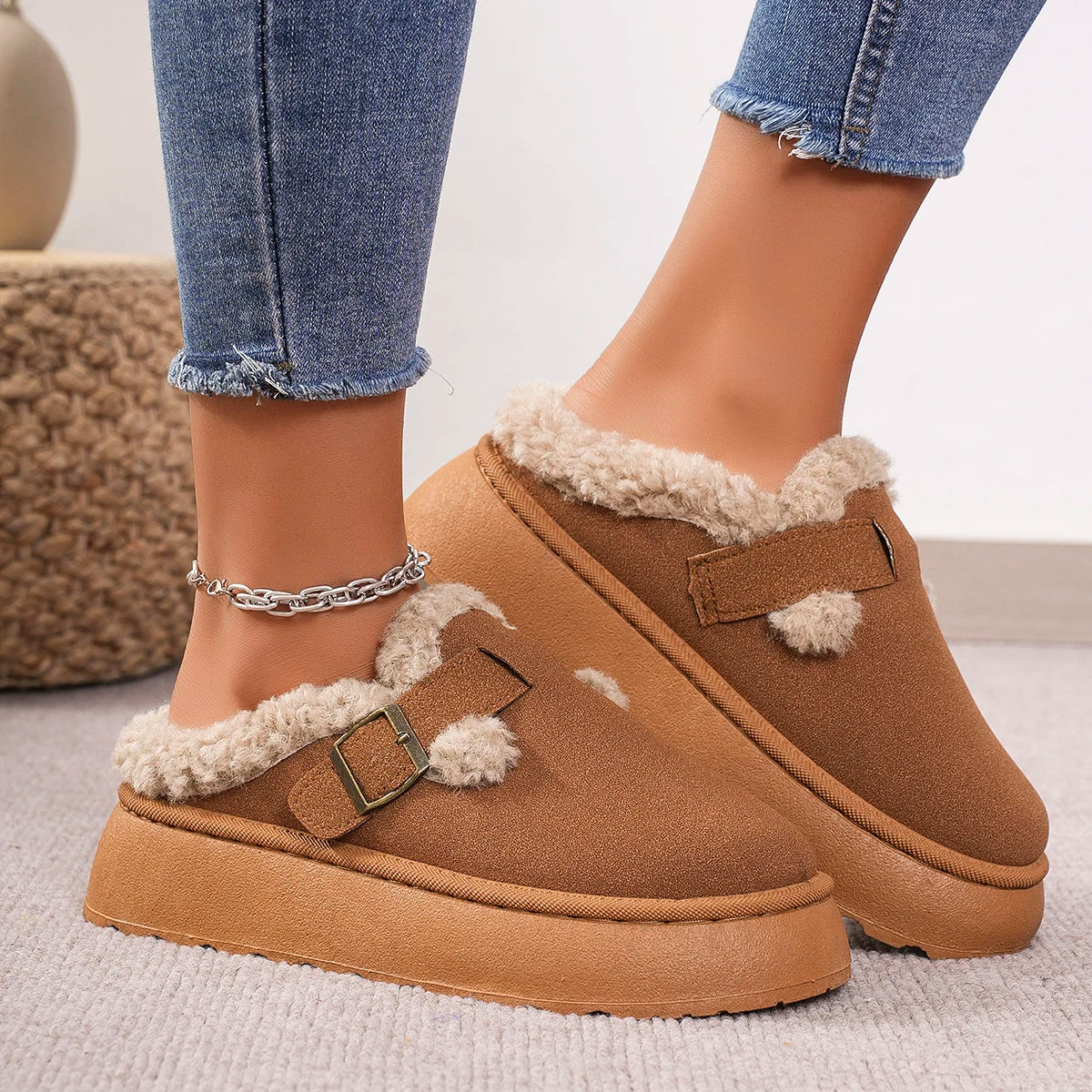 Fjora - Cozy Slippers